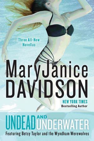 Review: Undead and Underwater by MaryJanice Davidson