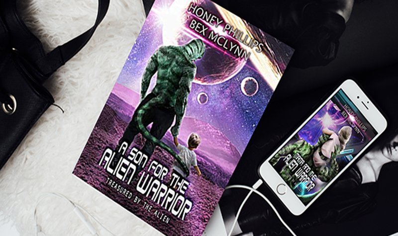 Review: Mama and the Alien Warrior/A Son for the Alien Warrior by Honey Phillips, Bex McLynn