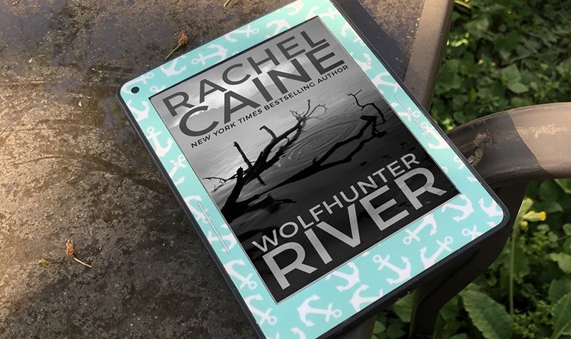 Review: Wolfhunter River by Rachel Caine
